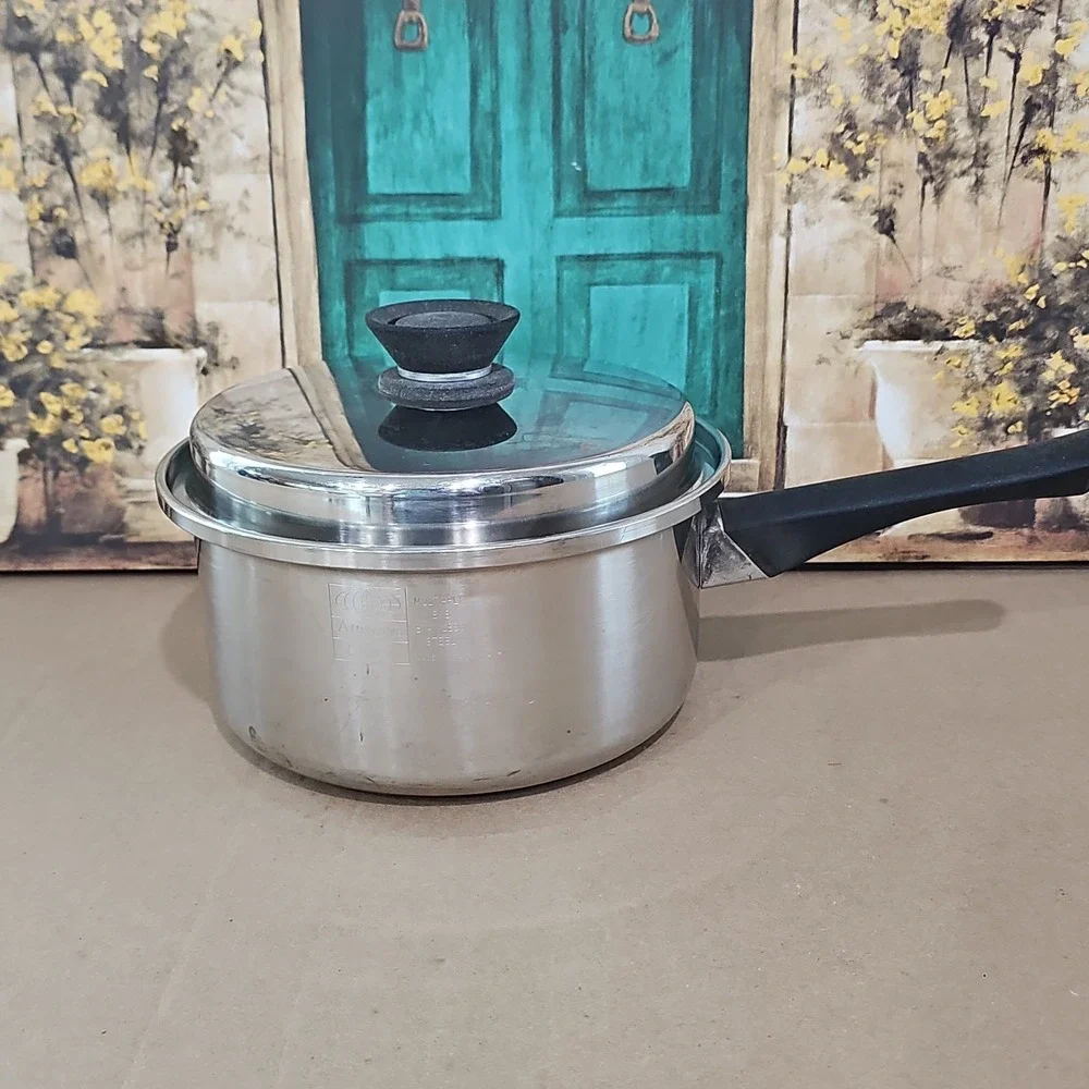 Amway Queen Cookware 3 Qt Sauce Pan Stainless Multi-Ply 18/8 Pot W/ Lid USA Made